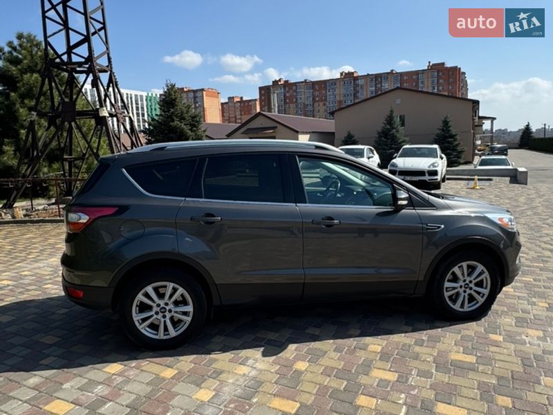 Позашляховик / Кросовер Ford Kuga 2017 в Дніпрі фото 6 Позашляховик / Кросовер Ford Kuga 2017 в Дніпрі