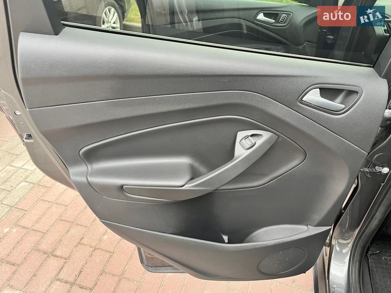 Внедорожник / Кроссовер Ford Kuga 2017 в Львове фото 29 Внедорожник / Кроссовер Ford Kuga 2017 в Львове