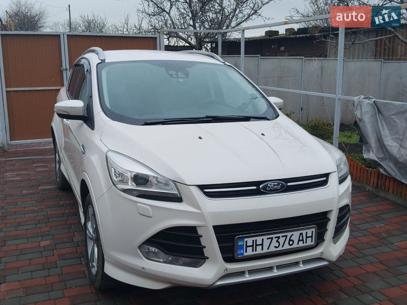 Ford Kuga 2014