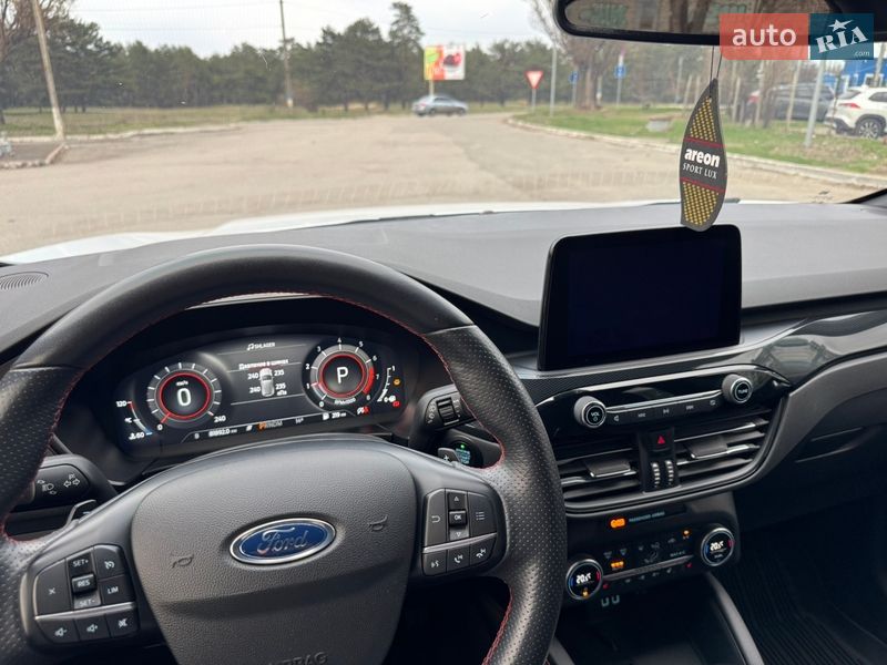 Внедорожник / Кроссовер Ford Kuga 2021 в Днепре
