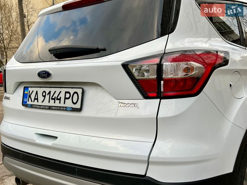 Внедорожник / Кроссовер Ford Kuga 2016 в Киеве фото 15 Внедорожник / Кроссовер Ford Kuga 2016 в Киеве