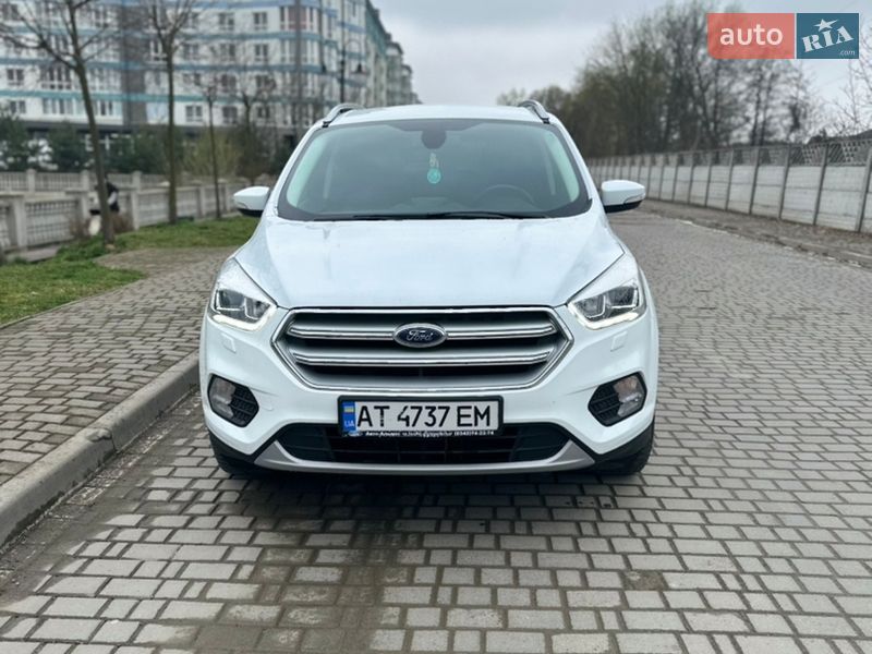 Внедорожник / Кроссовер Ford Kuga 2019 в Ивано-Франковске