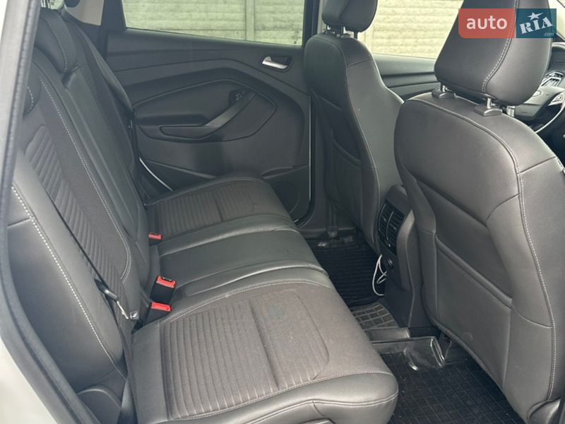 Внедорожник / Кроссовер Ford Kuga 2019 в Ивано-Франковске