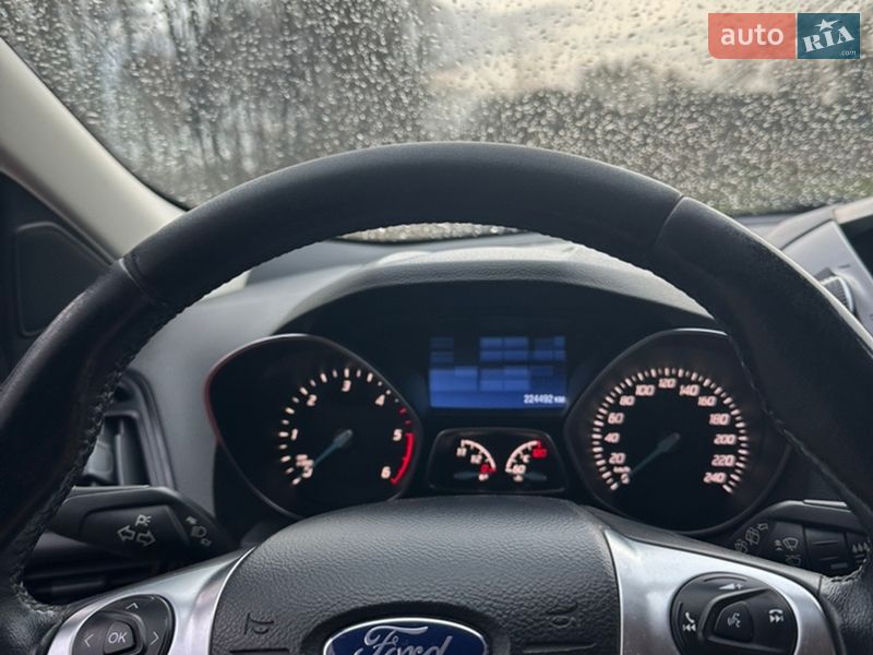 Позашляховик / Кросовер Ford Kuga 2016 в Бахмачі