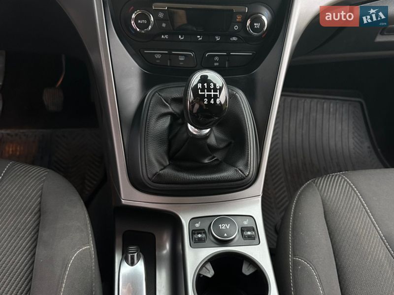 Позашляховик / Кросовер Ford Kuga 2016 в Бахмачі