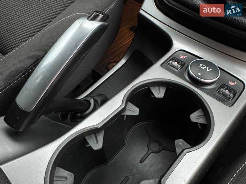 Позашляховик / Кросовер Ford Kuga 2016 в Бахмачі