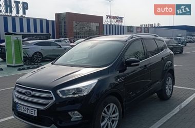 Внедорожник / Кроссовер Ford Kuga 2017 в Одессе