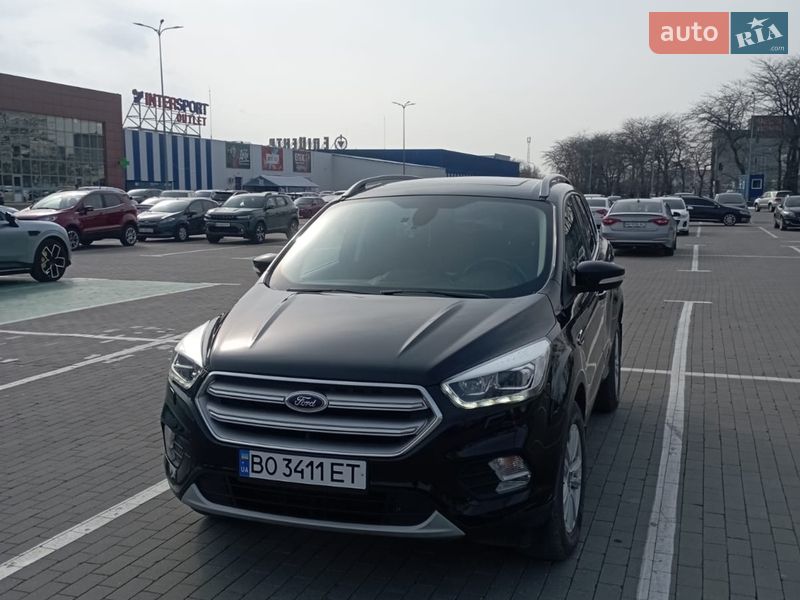 Внедорожник / Кроссовер Ford Kuga 2017 в Одессе