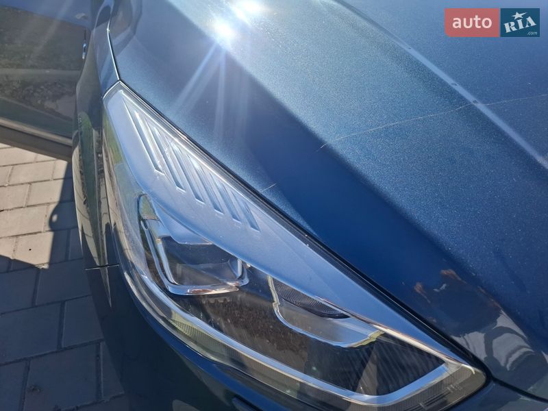 Позашляховик / Кросовер Ford Kuga 2019 в Черкасах