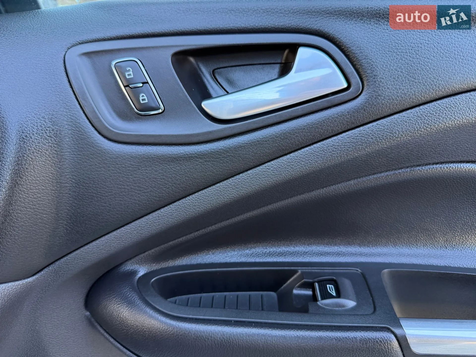 2013 Ford Kuga - мініатюра 33
