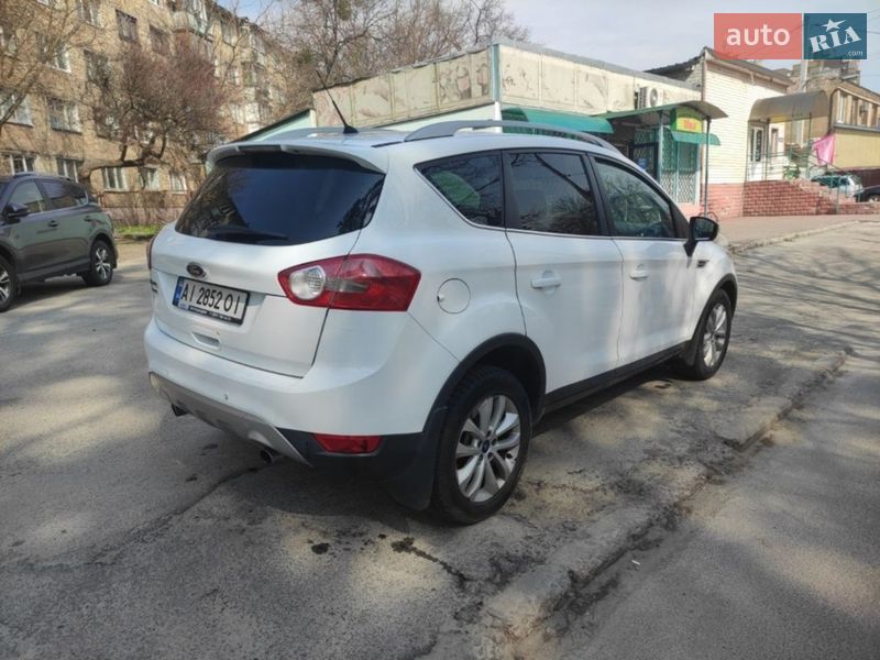 Ford Kuga 2011