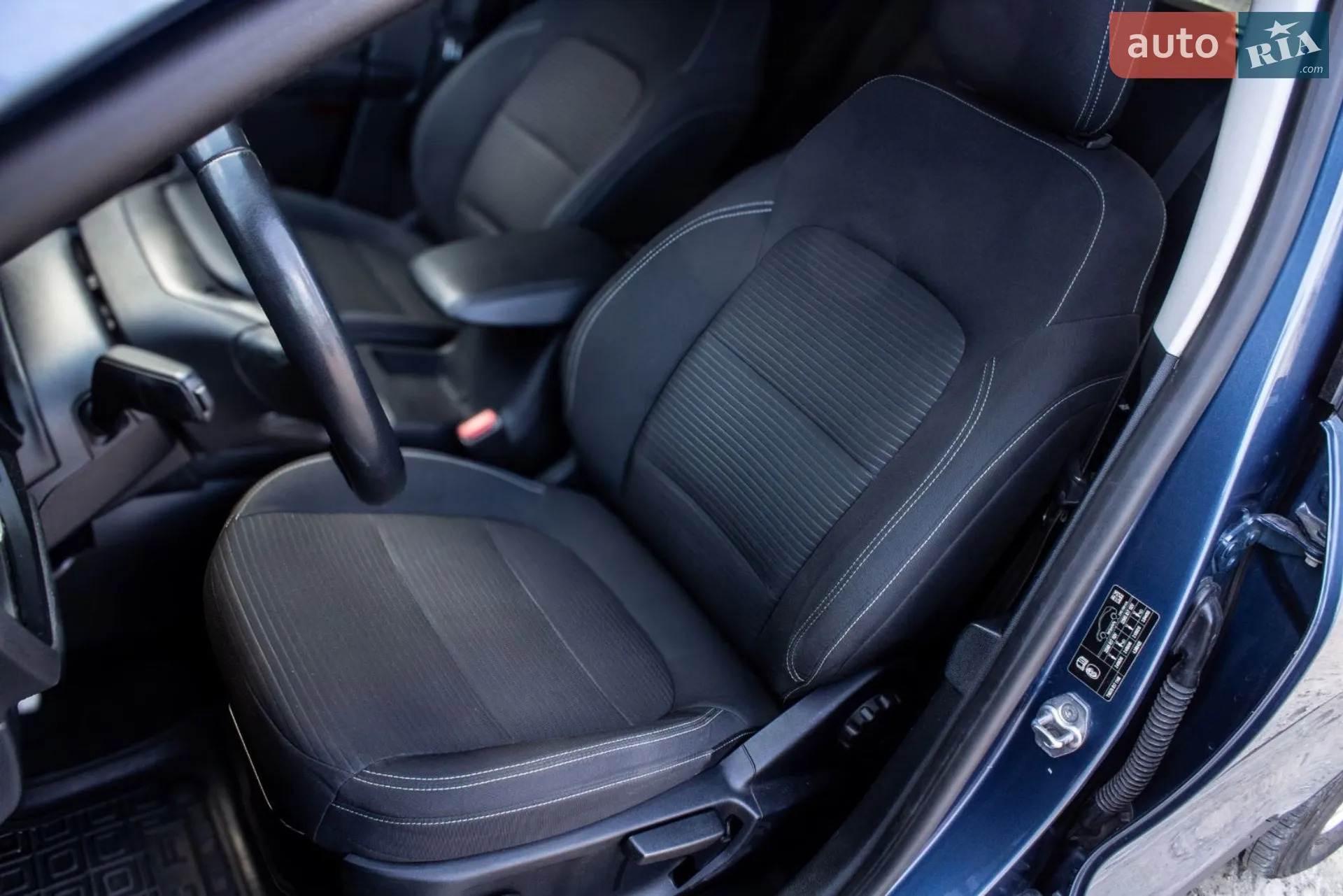 2020 Ford Kuga - мініатюра 29