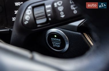Внедорожник / Кроссовер Ford Kuga 2020 в Львове