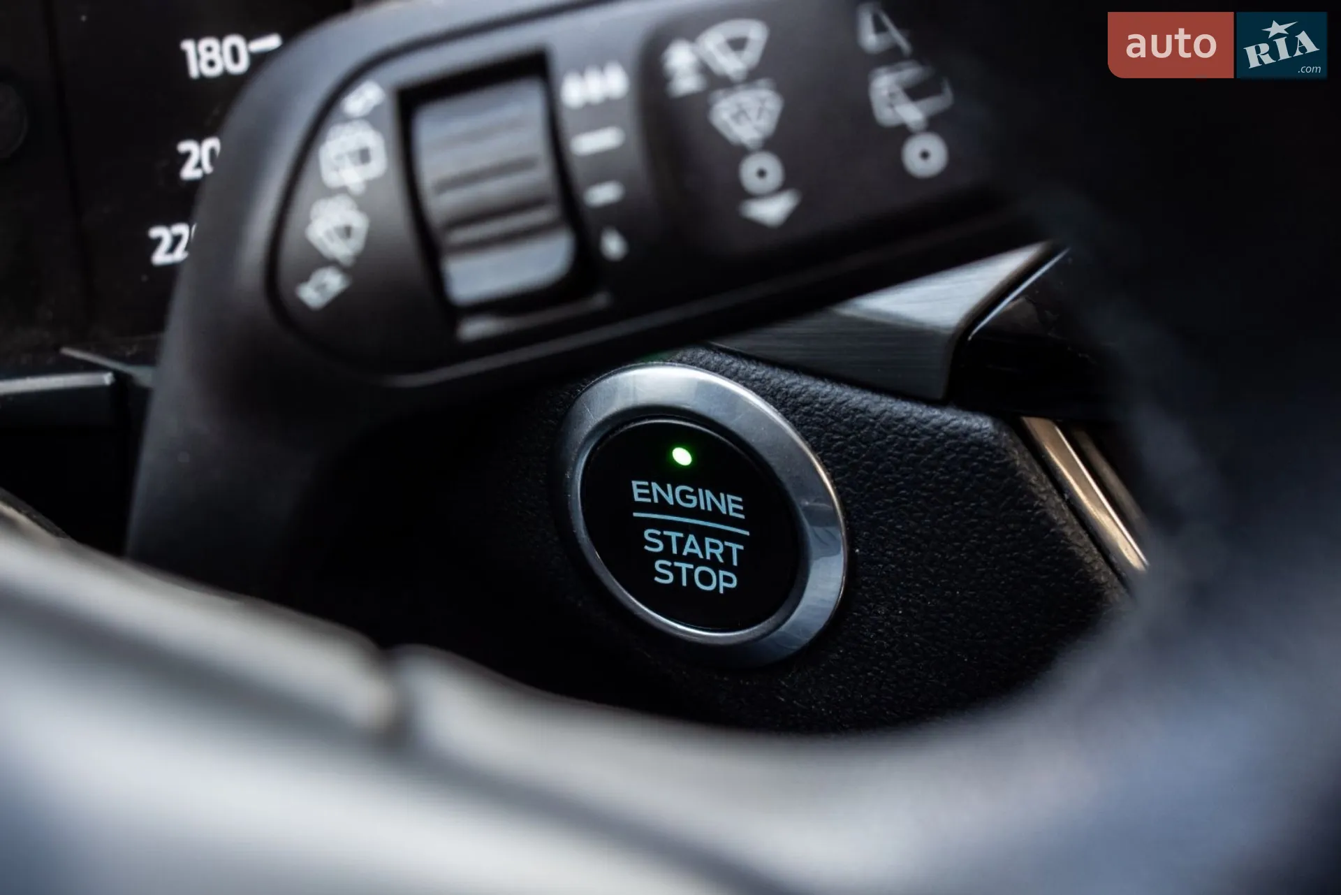 2020 Ford Kuga - мініатюра 39