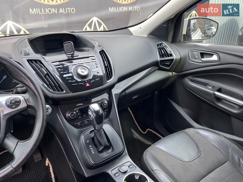 Позашляховик / Кросовер Ford Kuga 2013 в Києві фото 16 Позашляховик / Кросовер Ford Kuga 2013 в Києві