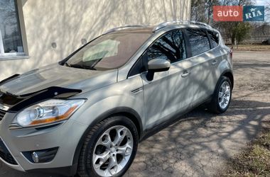 Внедорожник / Кроссовер Ford Kuga 2010 в Остроге