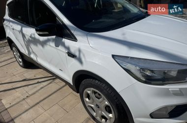 Внедорожник / Кроссовер Ford Kuga 2017 в Берегово