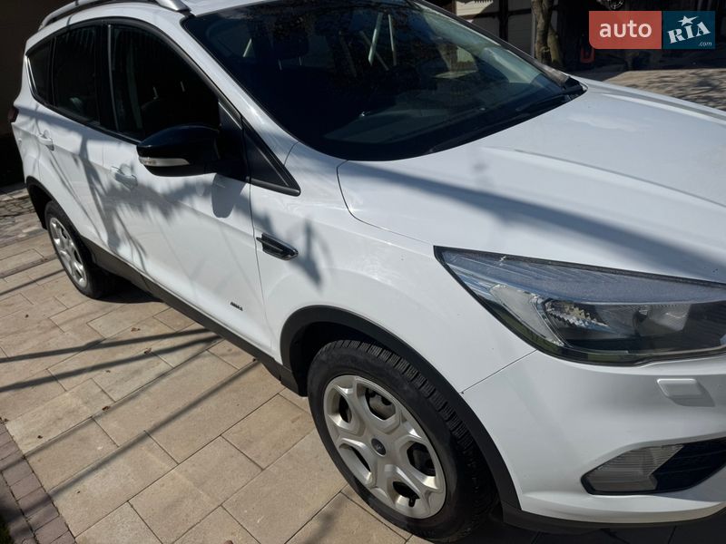 Ford Kuga 2017