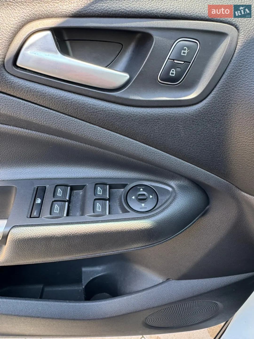 2017 Ford Kuga - мініатюра 16