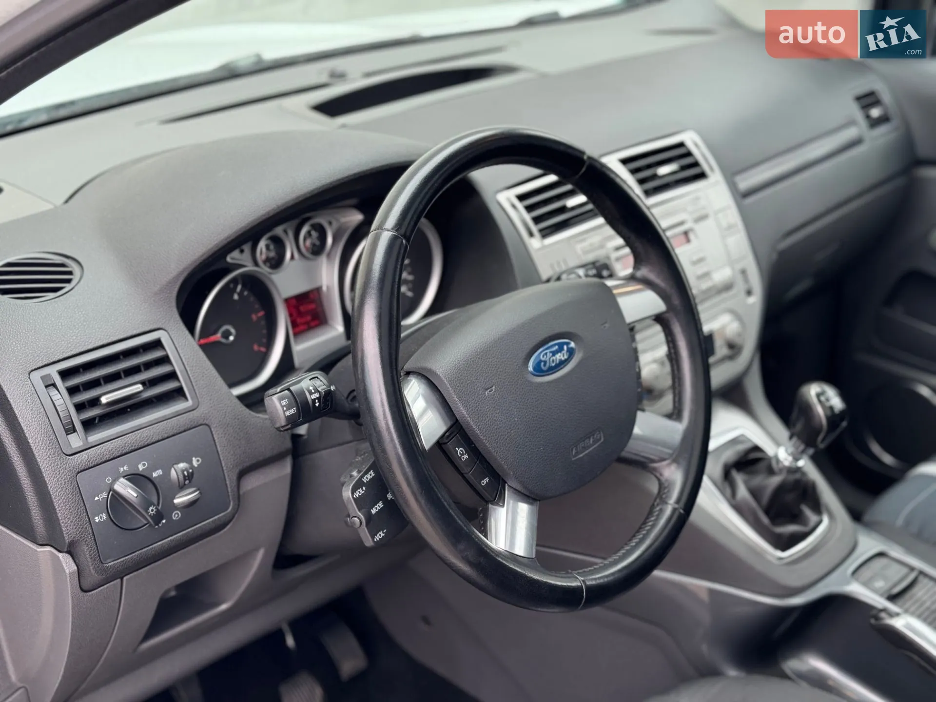 2010 Ford Kuga - мініатюра 26