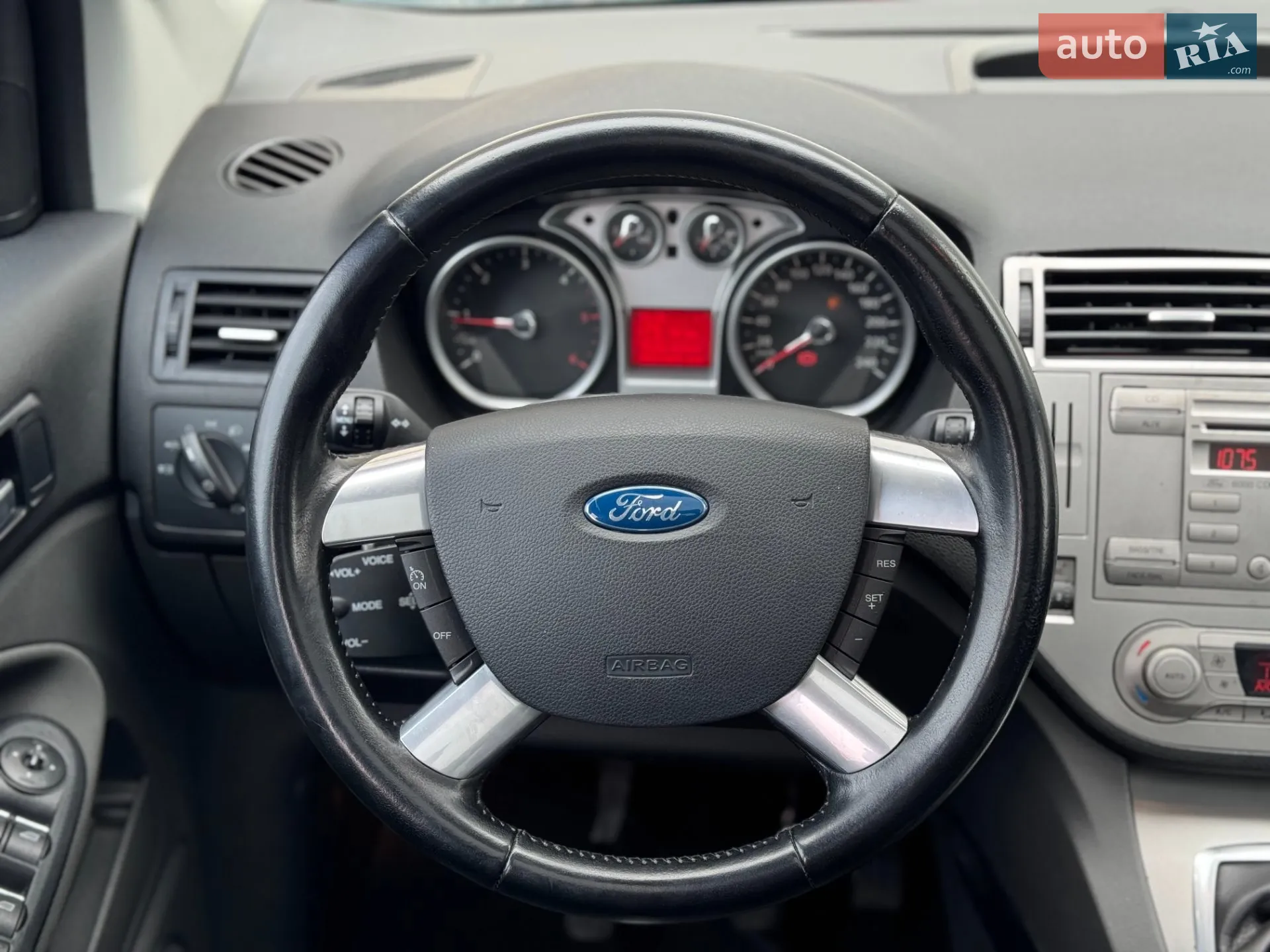 2010 Ford Kuga - мініатюра 38
