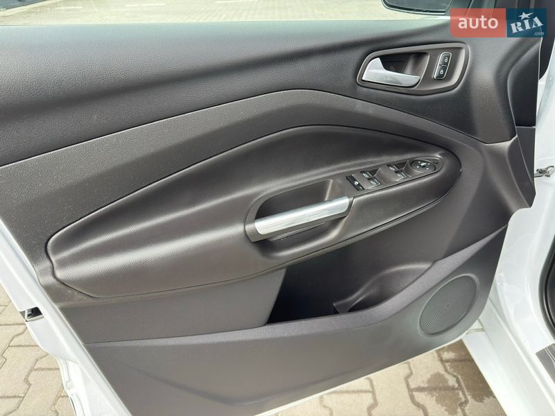 Позашляховик / Кросовер Ford Kuga 2014 в Дубні