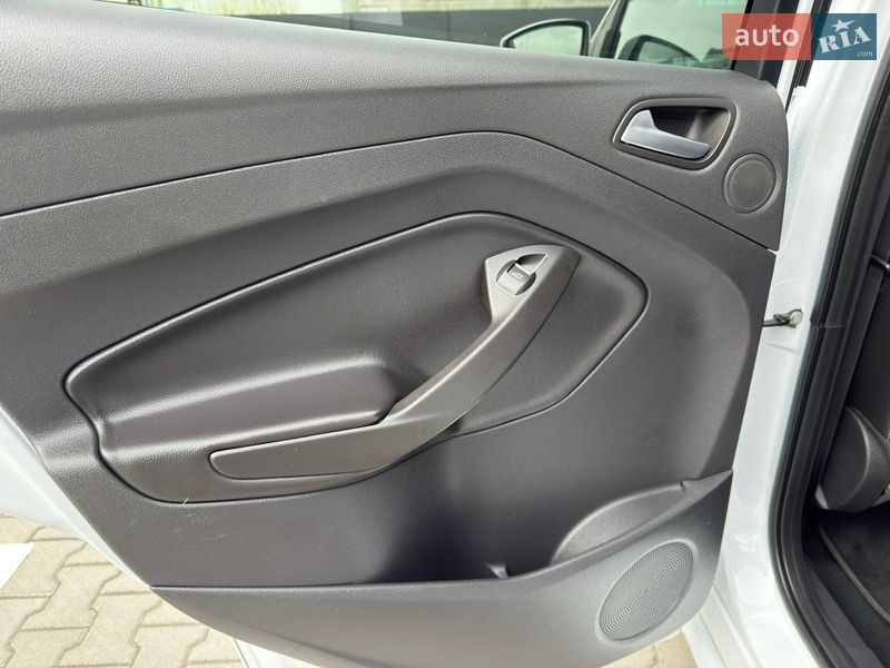 Позашляховик / Кросовер Ford Kuga 2014 в Дубні