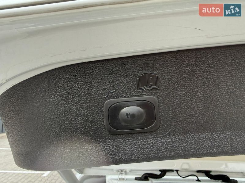 Позашляховик / Кросовер Ford Kuga 2014 в Дубні