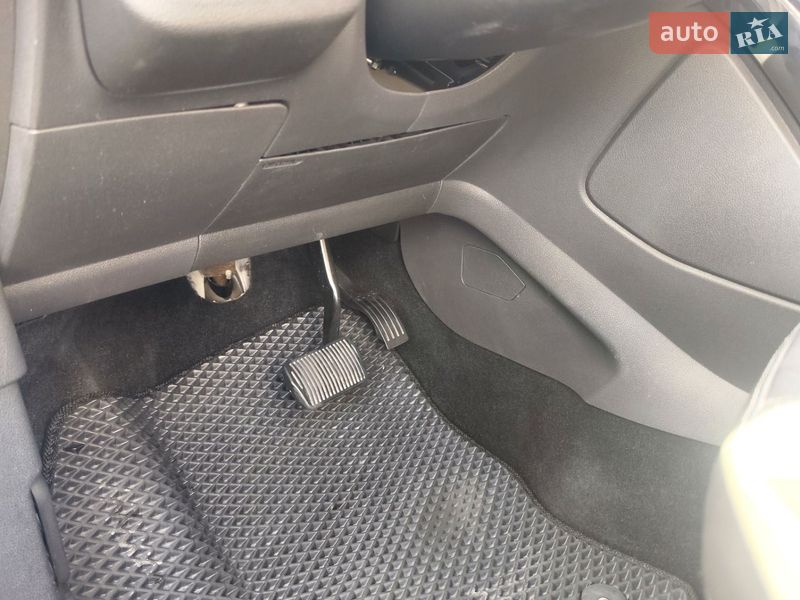 Позашляховик / Кросовер Ford Kuga 2016 в Ковелі