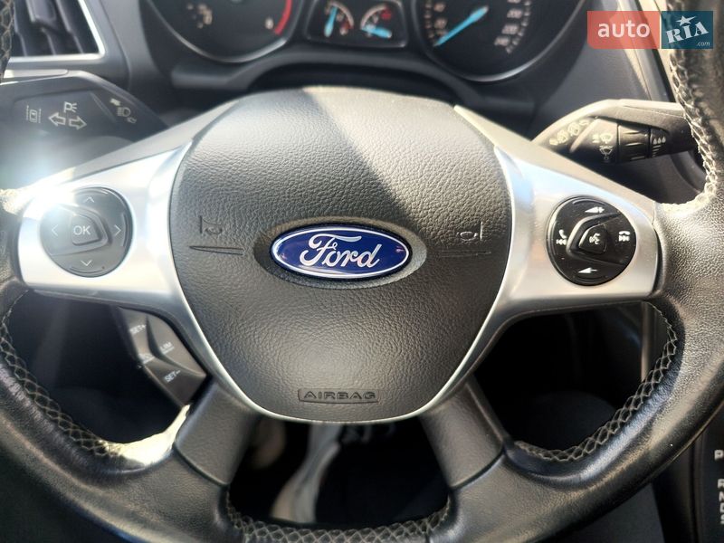 Позашляховик / Кросовер Ford Kuga 2016 в Ковелі