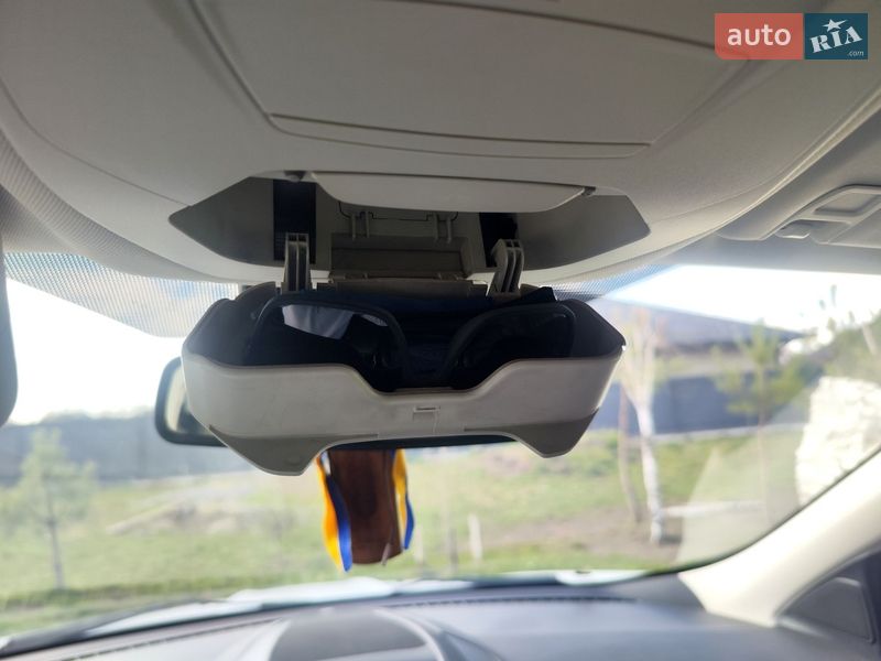 Позашляховик / Кросовер Ford Kuga 2016 в Ковелі