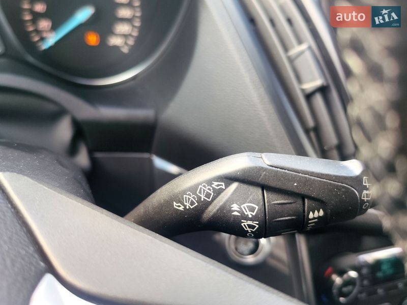 Позашляховик / Кросовер Ford Kuga 2016 в Ковелі