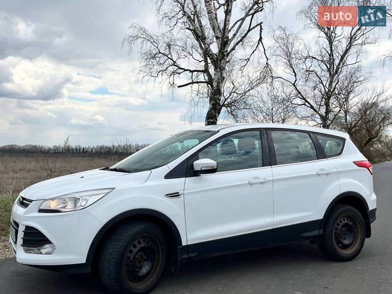 Внедорожник / Кроссовер Ford Kuga 2014 в Ивано-Франковске фото 4 Внедорожник / Кроссовер Ford Kuga 2014 в Ивано-Франковске