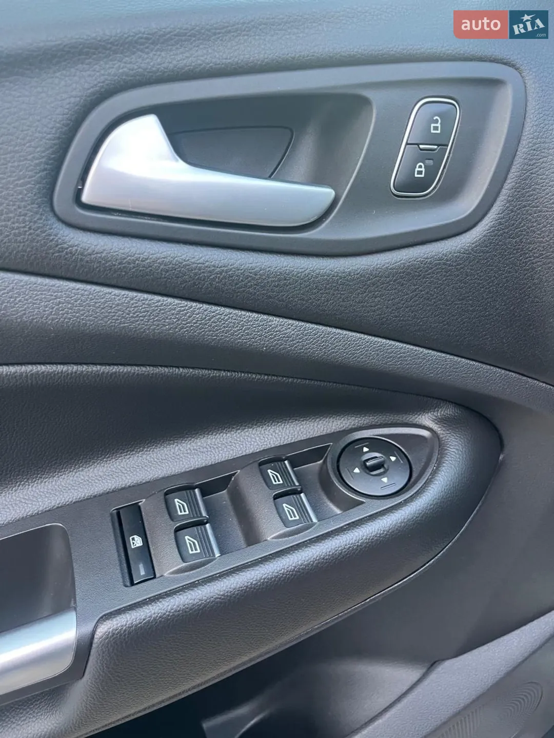2018 Ford Kuga - мініатюра 40