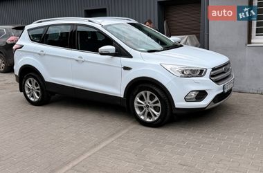 Позашляховик / Кросовер Ford Kuga 2019 в Харкові
