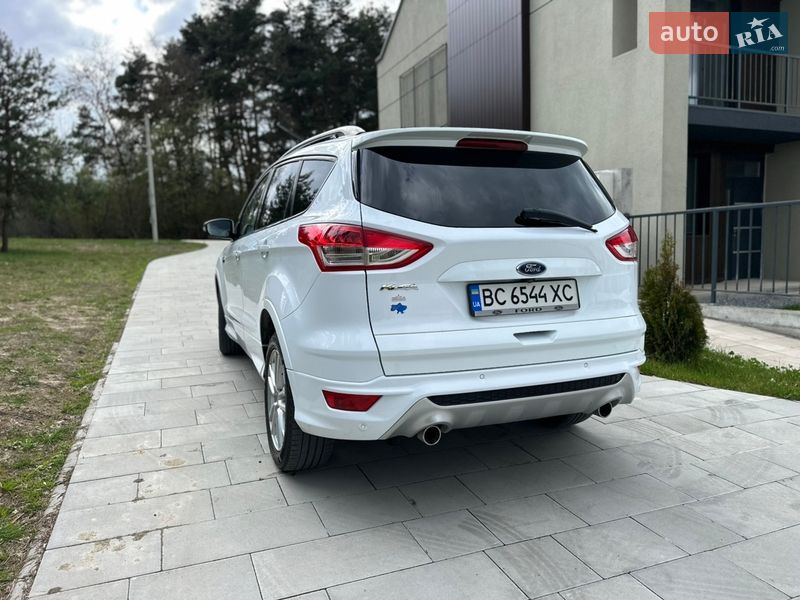 Внедорожник / Кроссовер Ford Kuga 2015 в Львове
