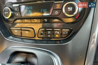Внедорожник / Кроссовер Ford Kuga 2015 в Львове
