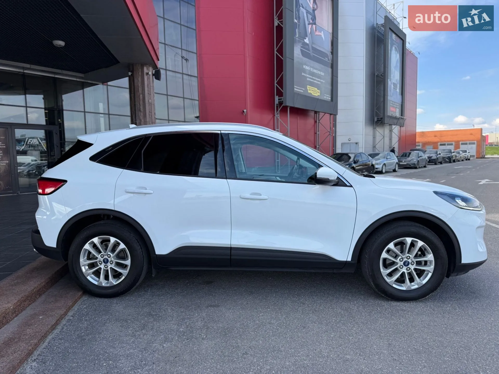 2021 Ford Kuga - мініатюра 12