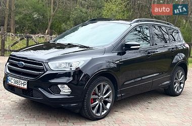 Позашляховик / Кросовер Ford Kuga 2019 в Славуті