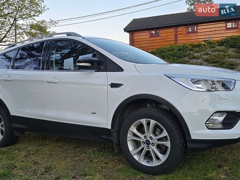 Ford Kuga 2017