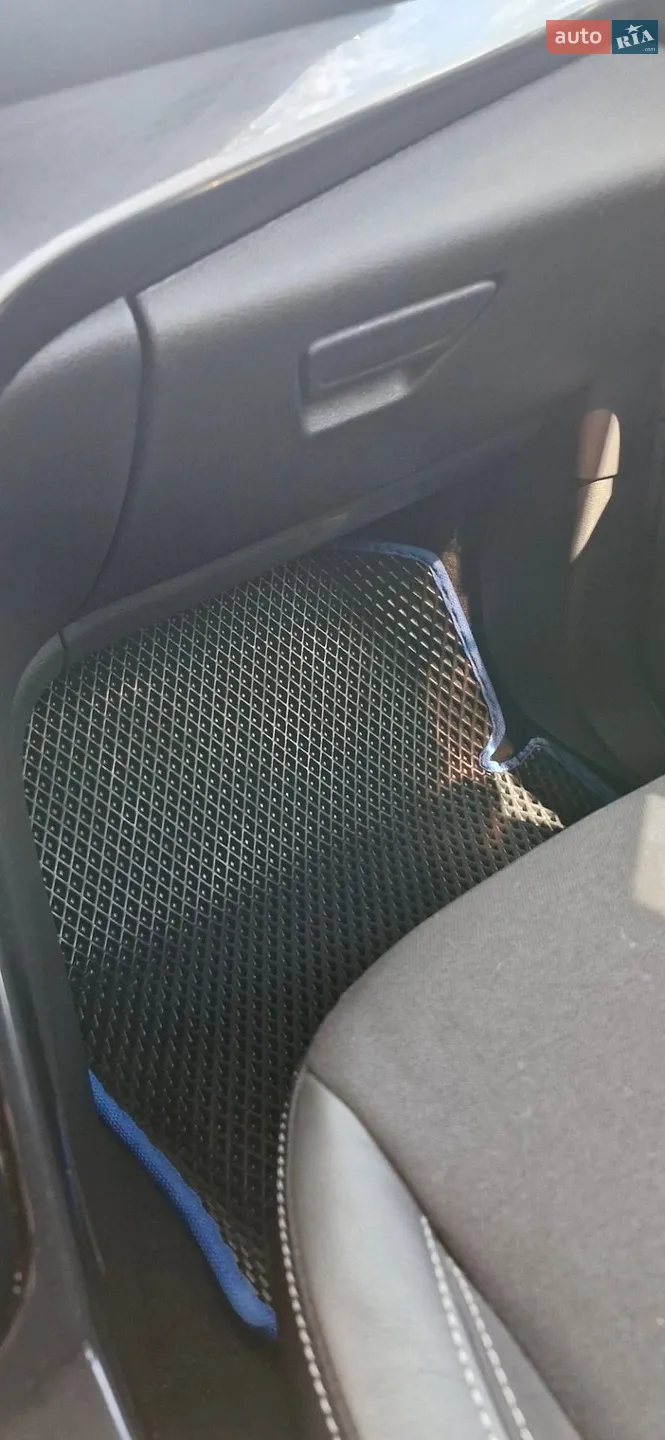 2019 Ford Kuga - мініатюра 16