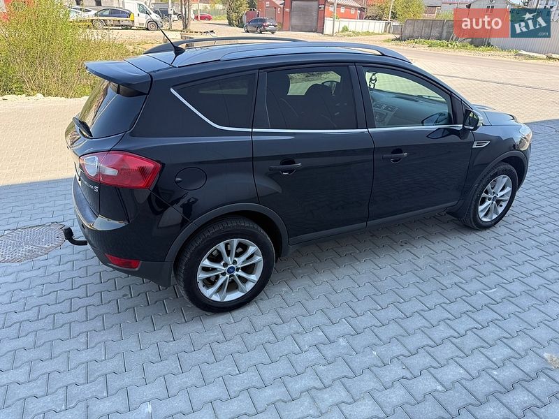 Позашляховик / Кросовер Ford Kuga 2012 в Львові