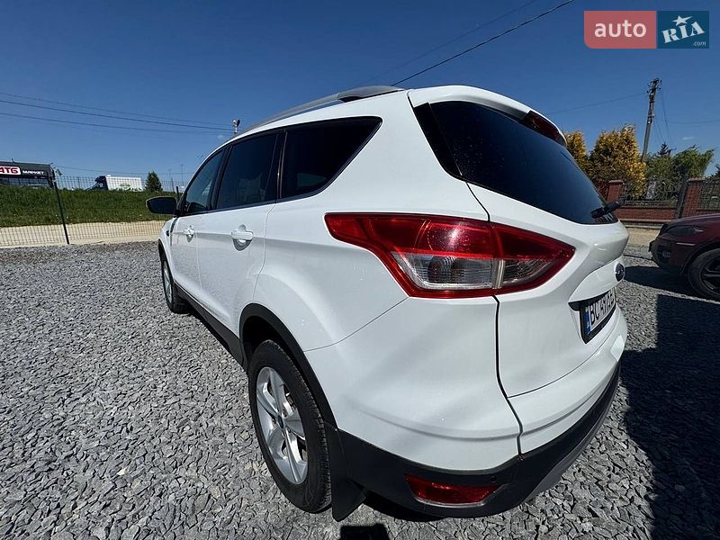 Позашляховик / Кросовер Ford Kuga 2016 в Мостиській