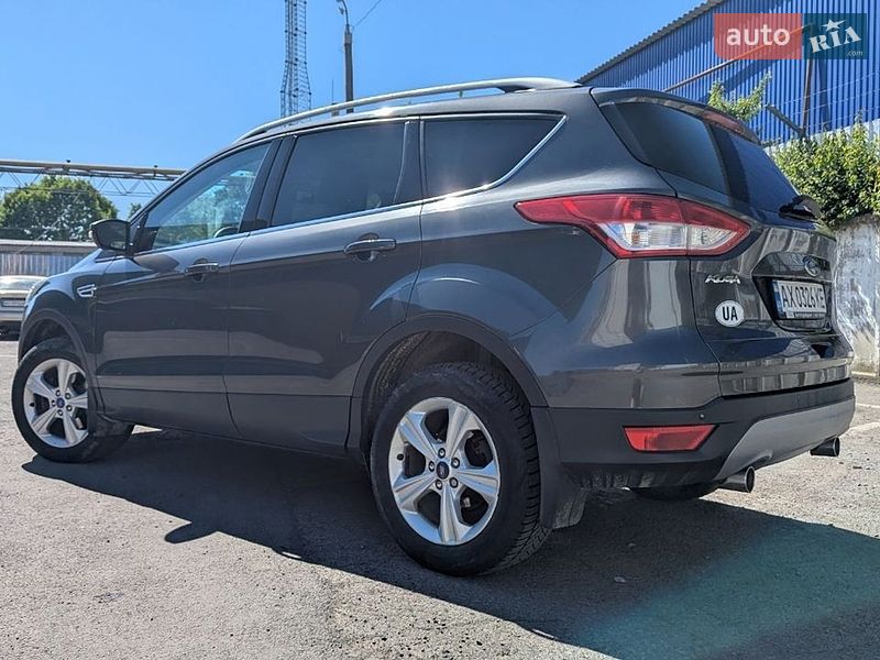 Позашляховик / Кросовер Ford Kuga 2016 в Турці