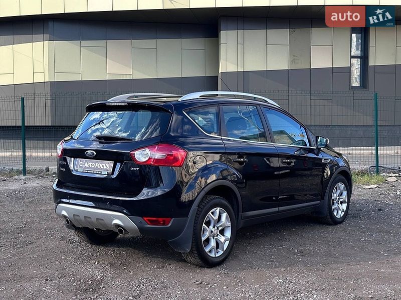 Позашляховик / Кросовер Ford Kuga 2010 в Києві
