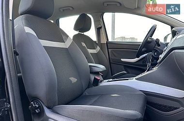 Позашляховик / Кросовер Ford Kuga 2010 в Києві
