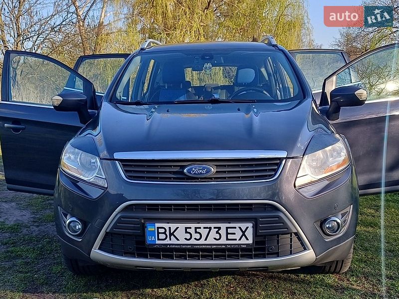 Внедорожник / Кроссовер Ford Kuga 2011 в Киеве