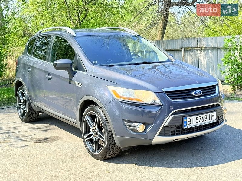 Внедорожник / Кроссовер Ford Kuga 2011 в Харькове