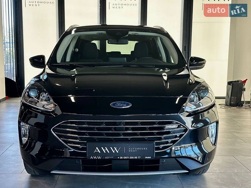Внедорожник / Кроссовер Ford Kuga 2020 в Львове