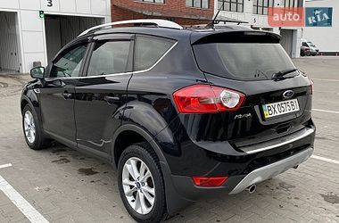 Внедорожник / Кроссовер Ford Kuga 2012 в Виннице